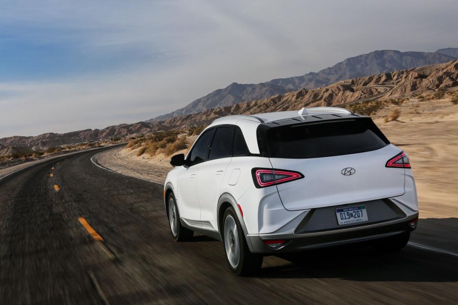  Hyundai NEXO 2018 года  (NA) (фото 26 из 83)